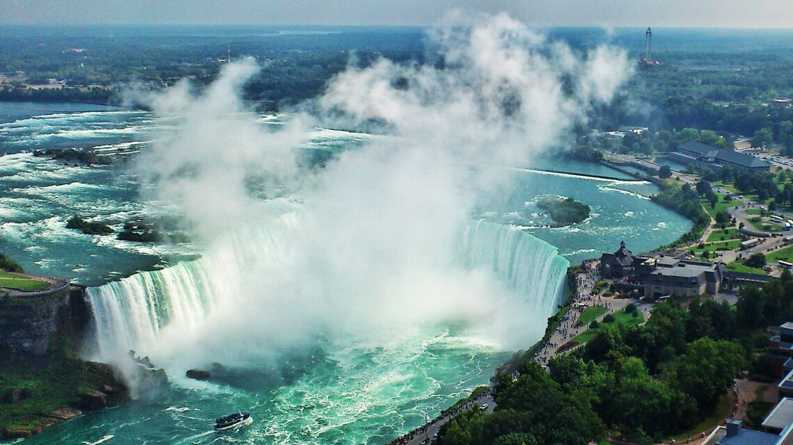 2012-09-03  -  Maid of the Mist on the Niagra Falls, ON