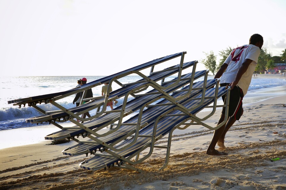 2025-12-19  - Dover Beach, Barbados